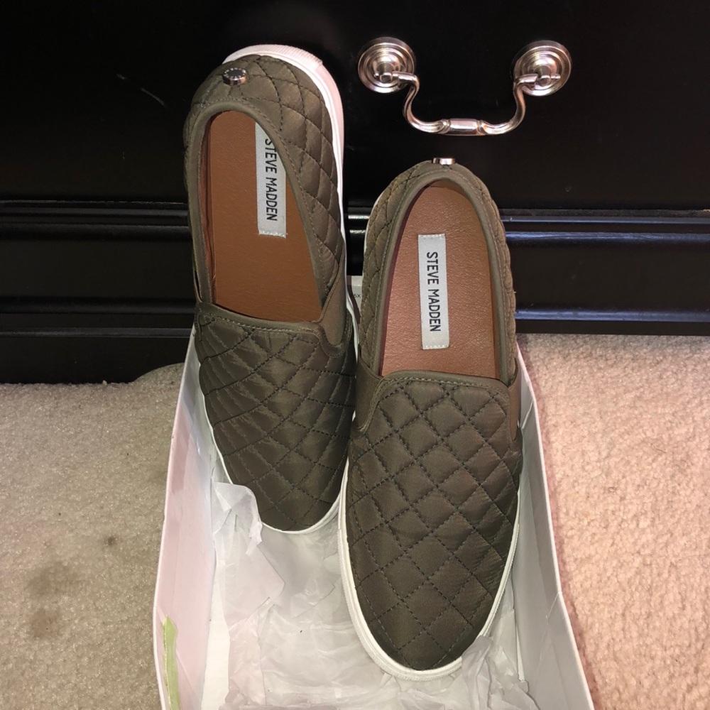 Steve Madden loafers